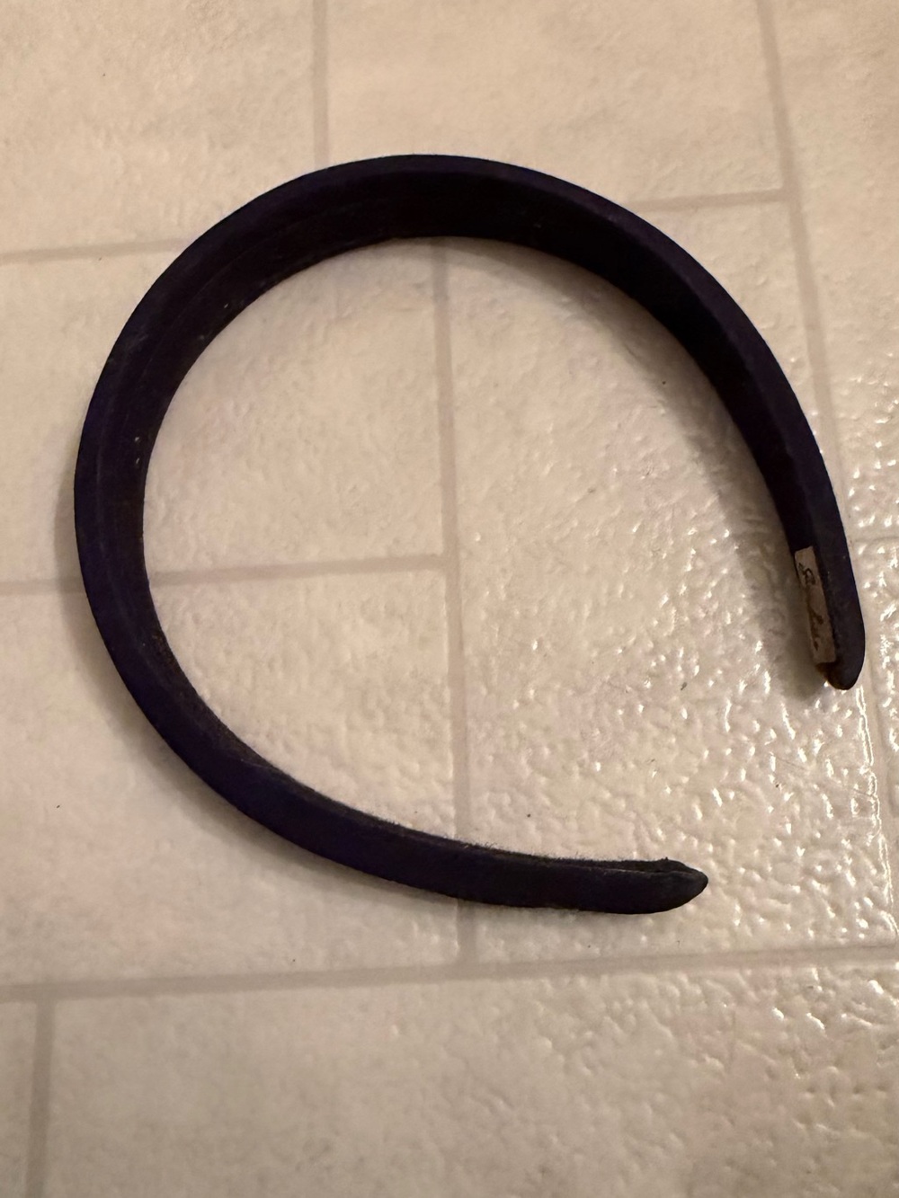 Vintage Black Headband with Signature Tag